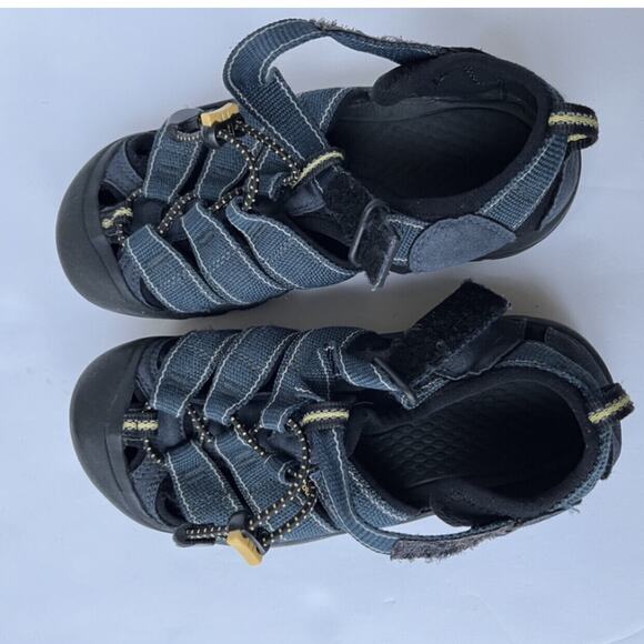 Keen Newport Water Friendly Kids Sandals - Picture 10 of 12